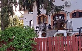 Gościniec Twoje Mazury nad jeziorem Śniardwy tuż obok plaży